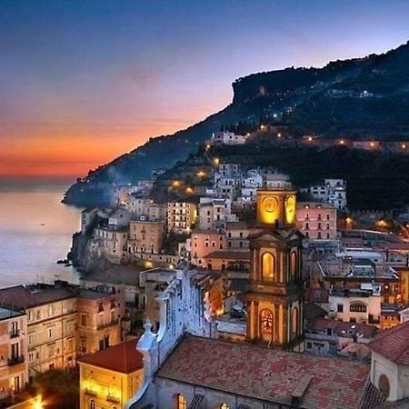 Amalfi Coast Palace In Minori Apartment Екстериор снимка